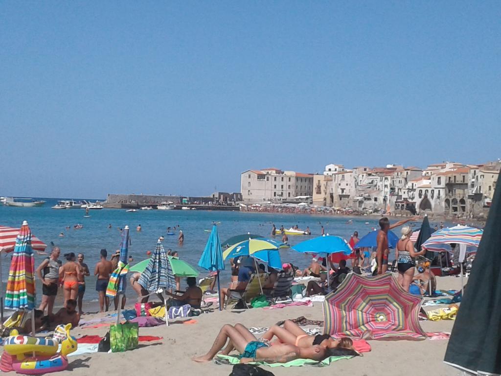 Appartamento Seflonia Cefalù Exterior foto
